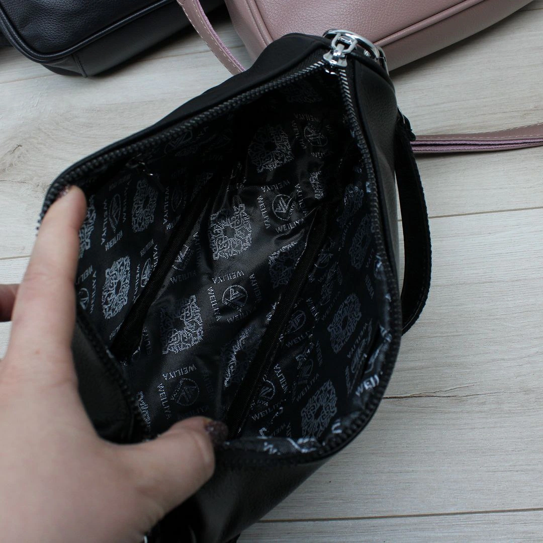 Жіноча крос-боді з еко-шкіри: Елегантна модель для престижних леді